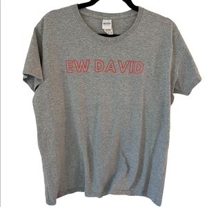 Schitt’s Creek Ew David Rose Grey T-shirt XL